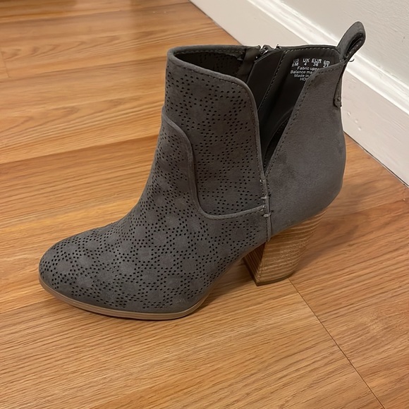 Carlos By Carlos Santana Booties - Picture 10 of 12
